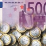 Billete de 500 euros y monedas de euros, infracción